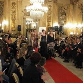sfilata passerella con stilista.jpg