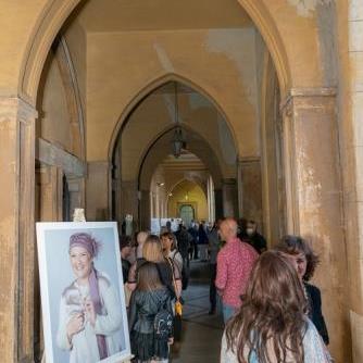 pubblico mostra 2.jpg